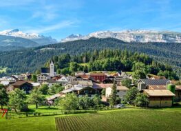 001 - do schtoht das hüttli